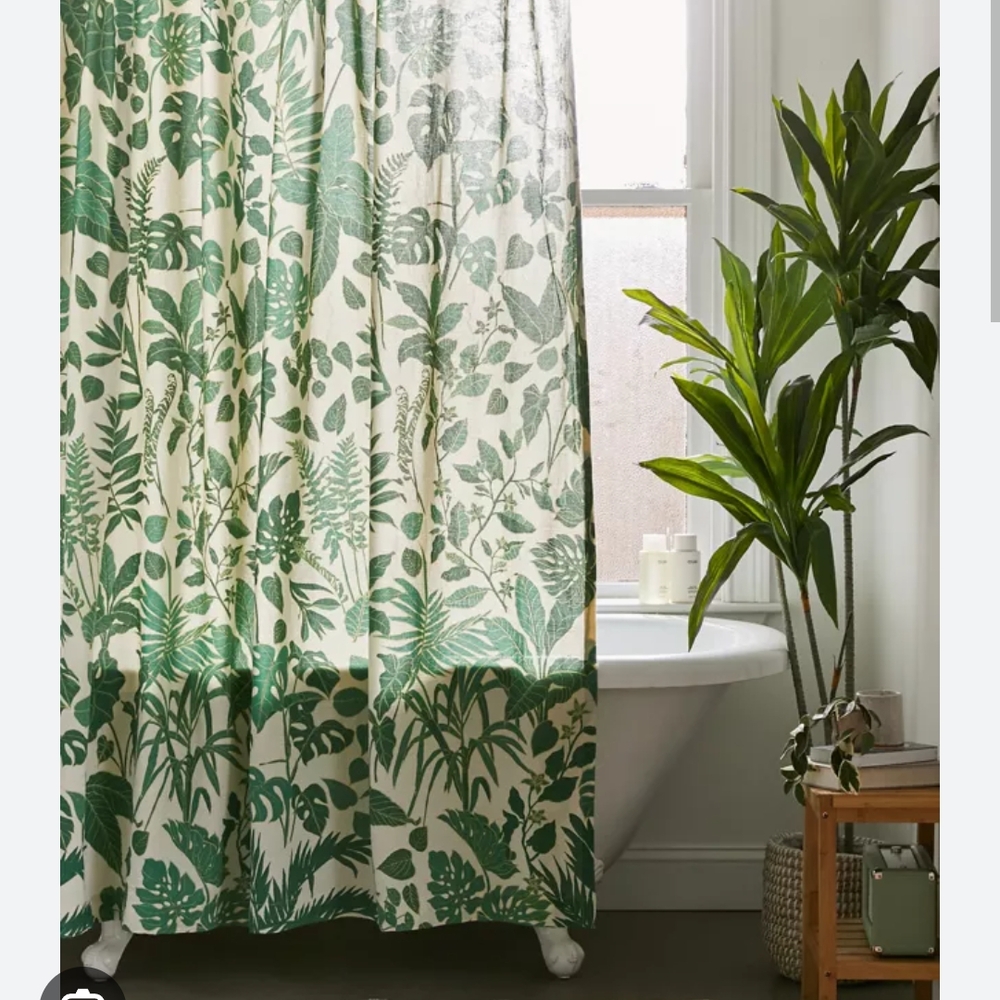 Green Leaf Pattern Shower Curtain